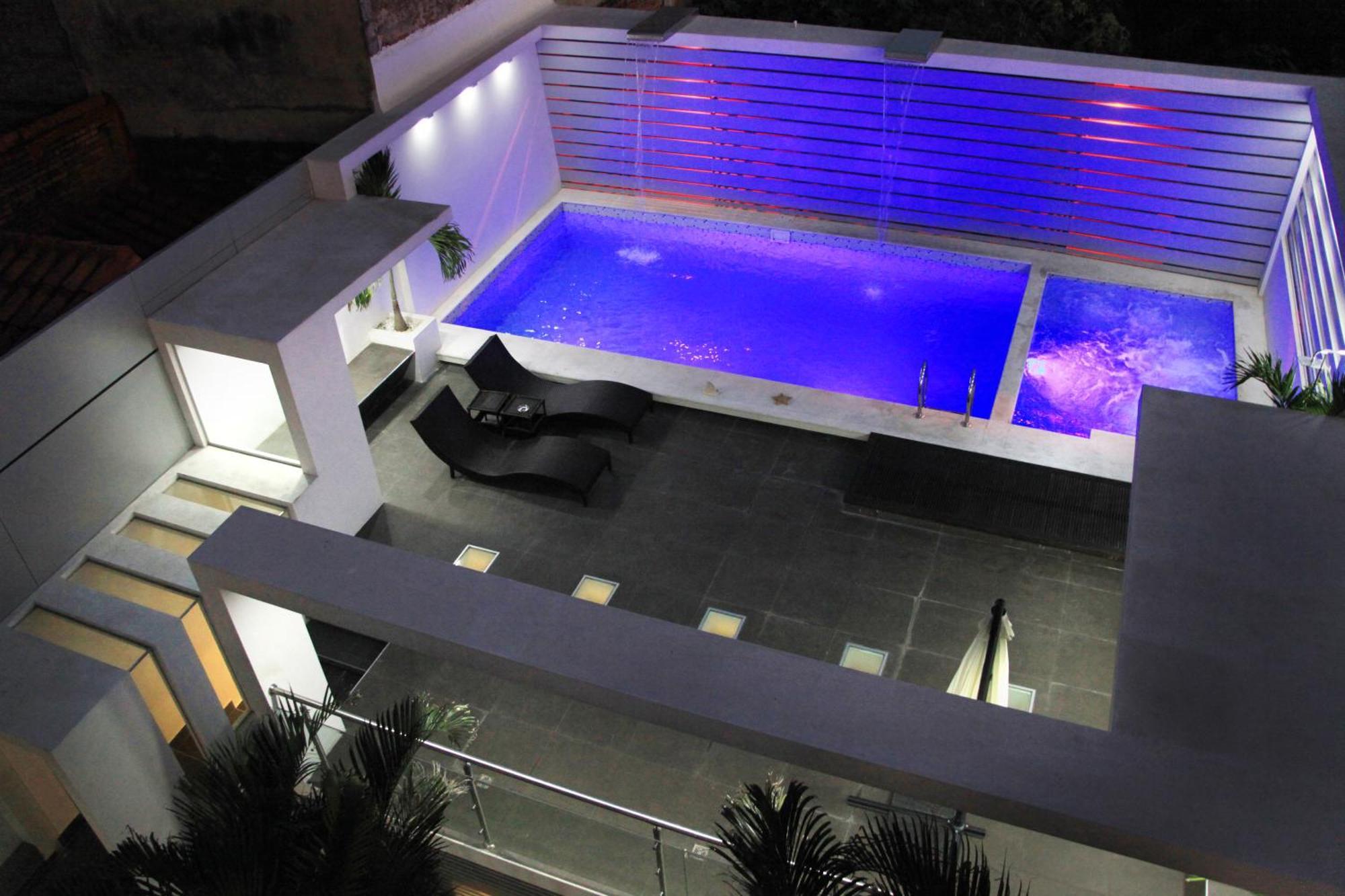 Prince Hotel Santa Cruz de La Sierra Exterior photo